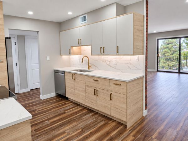 601 W Huntington Commons Road , Unit 313, Mount Prospect, IL 60056