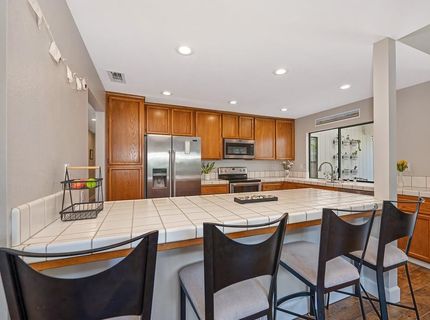 142 Blakeslee Way, Folsom, CA 95630 Photo