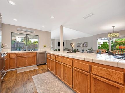 142 Blakeslee Way, Folsom, CA 95630 Photo