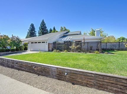 142 Blakeslee Way, Folsom, CA 95630 Photo