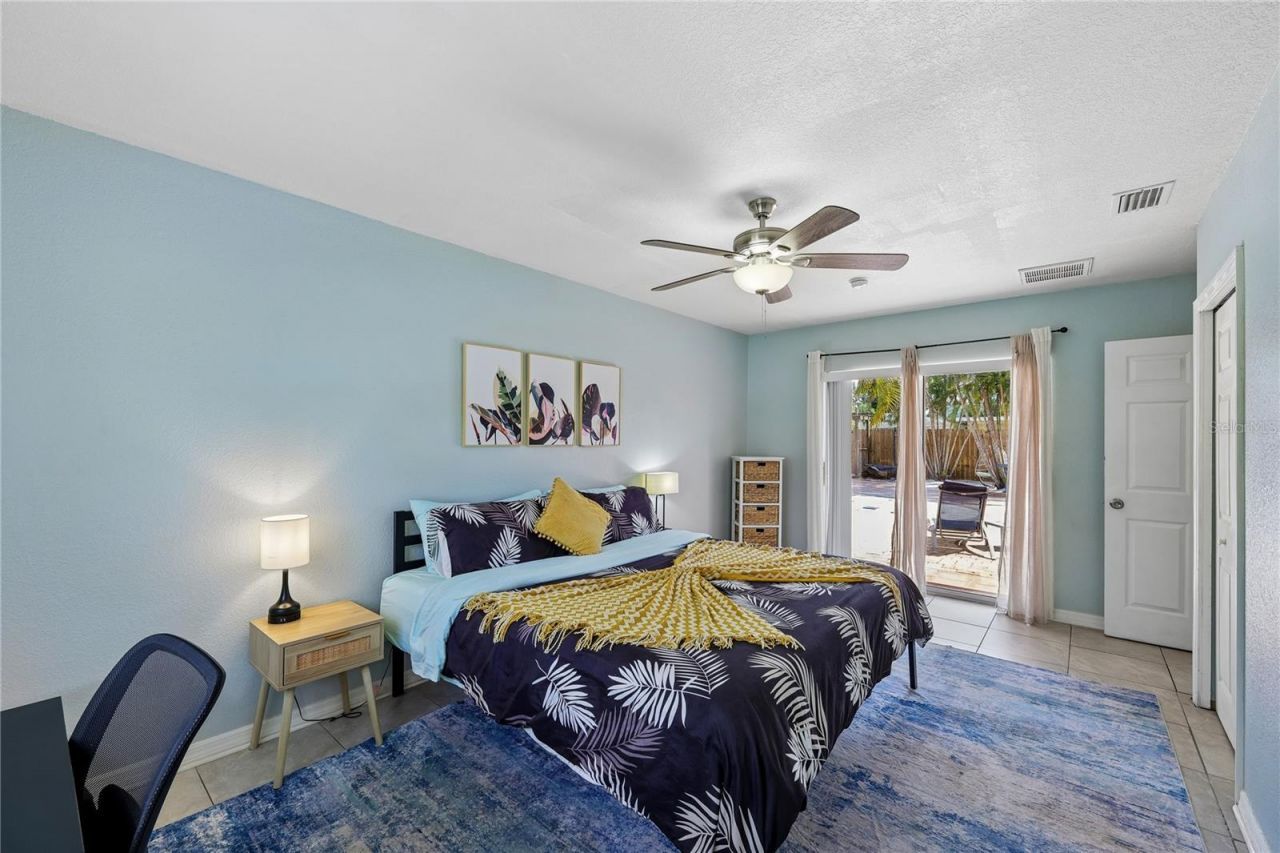 8479 Pinewood Road, Sarasota, FL 34243 Photo