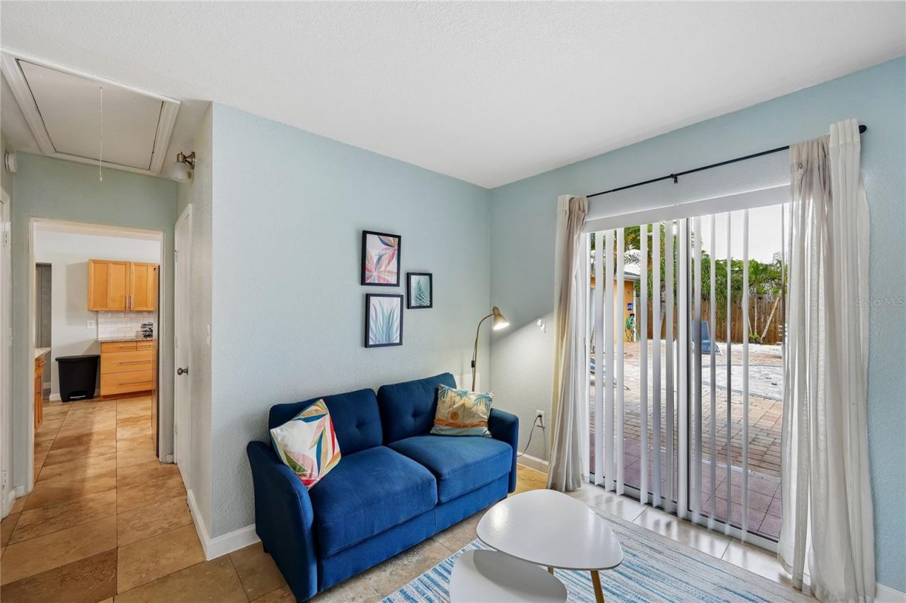 8479 Pinewood Road, Sarasota, FL 34243 Photo