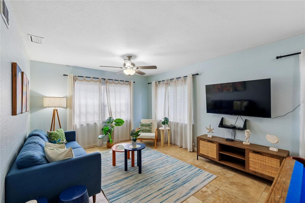 8479 Pinewood Road, Sarasota, FL 34243 Photo