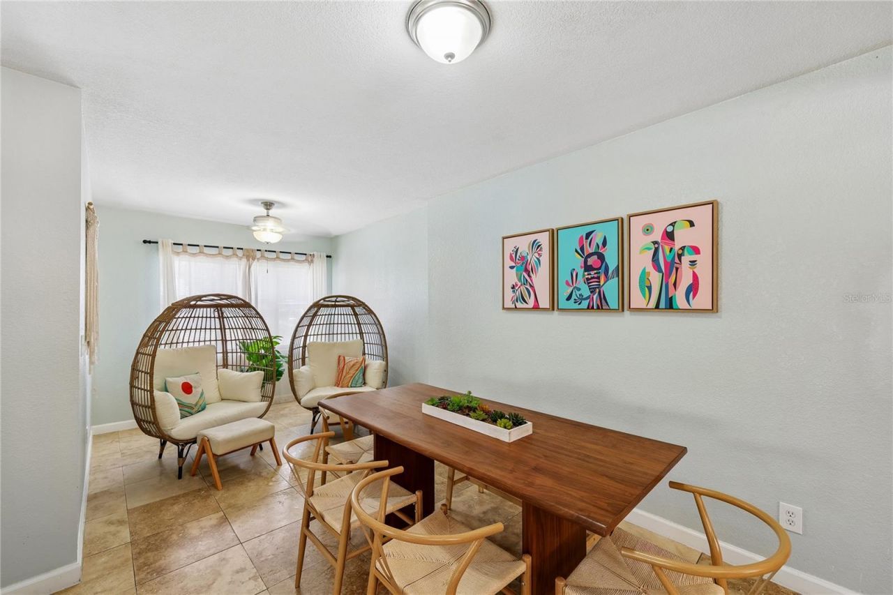 8479 Pinewood Road, Sarasota, FL 34243 Photo