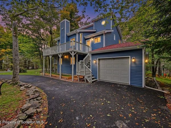2680 Clearview Lane , Tobyhanna, PA 18466