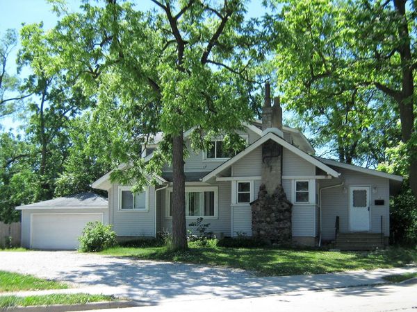 942 West Park Avenue , Joliet, IL 60436