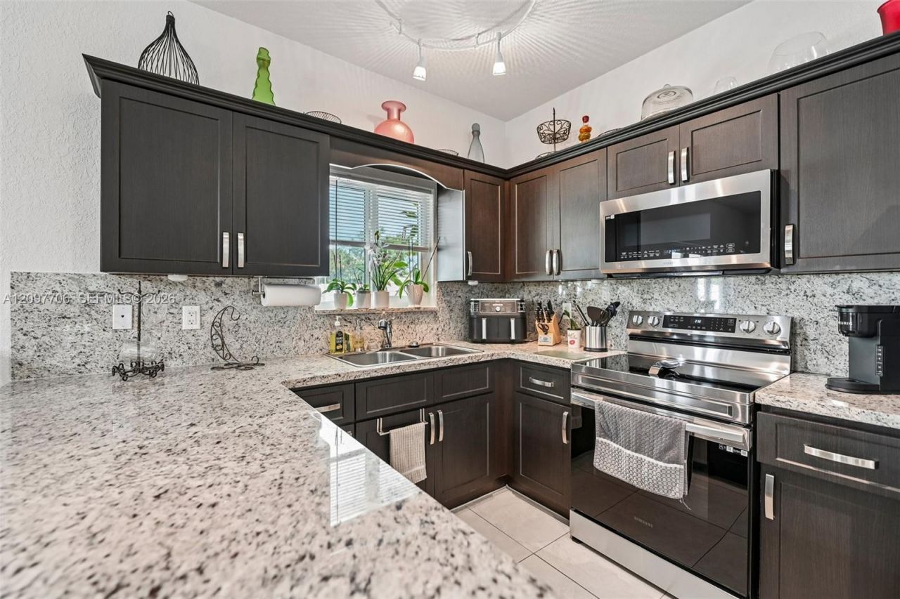 401 SE 17th Ave, Homestead, FL 33033 Photo
