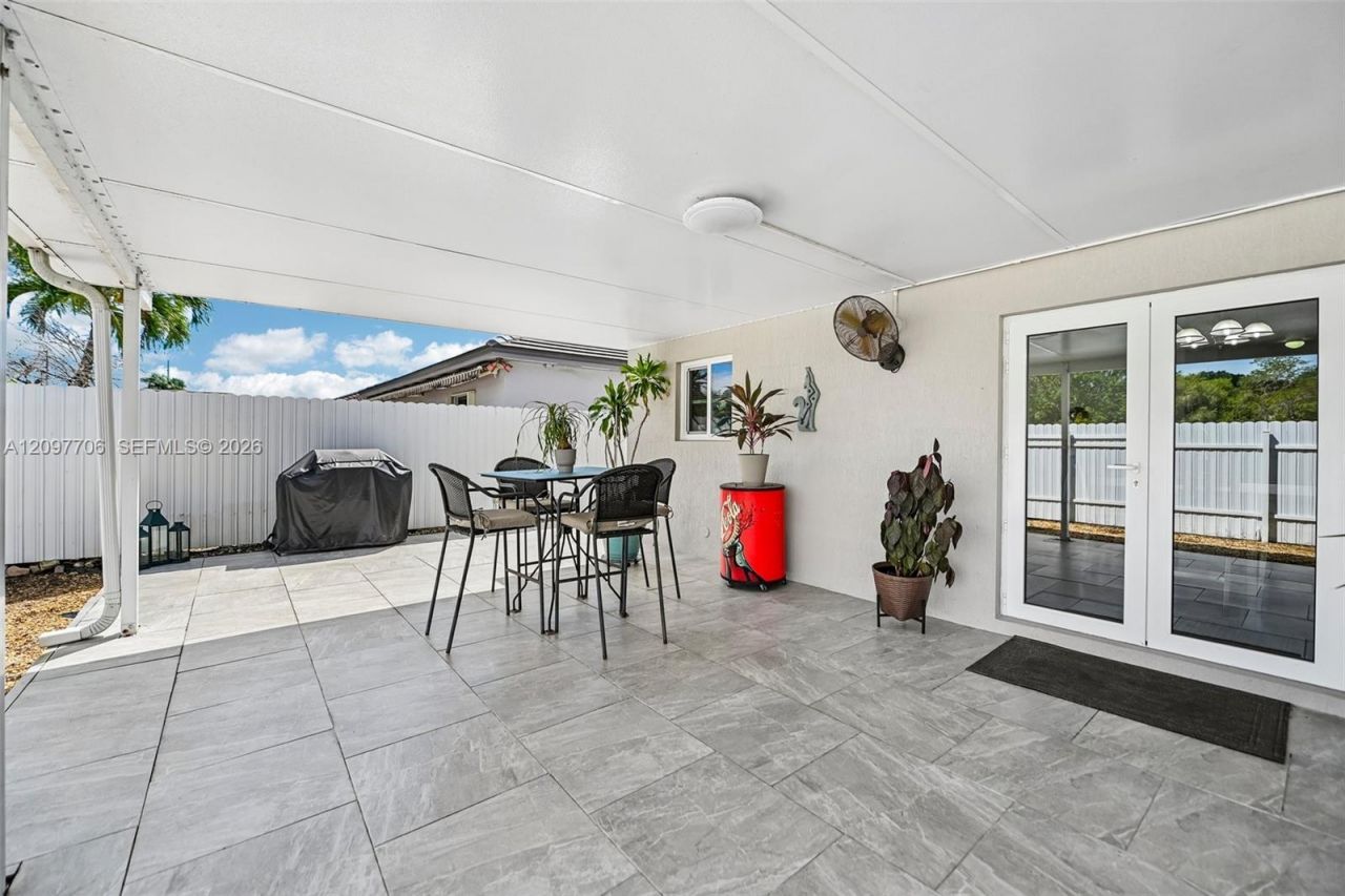 401 SE 17th Ave, Homestead, FL 33033 Photo
