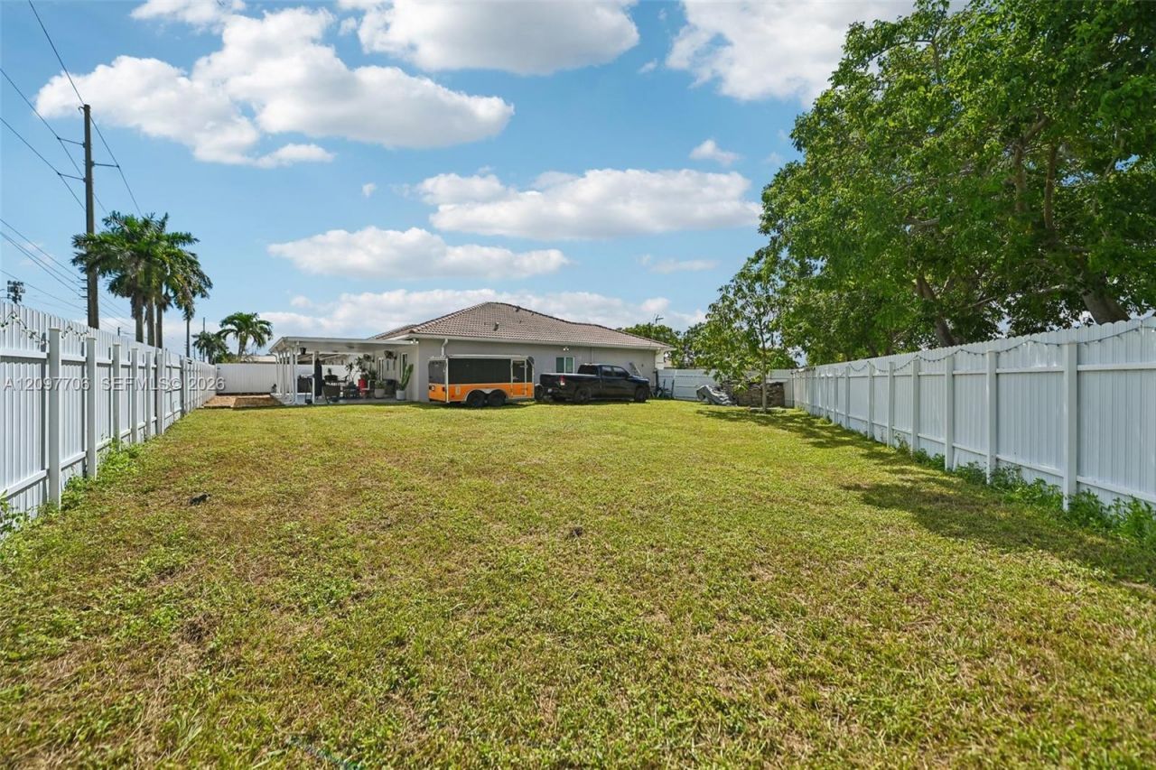 401 SE 17th Ave, Homestead, FL 33033 Photo