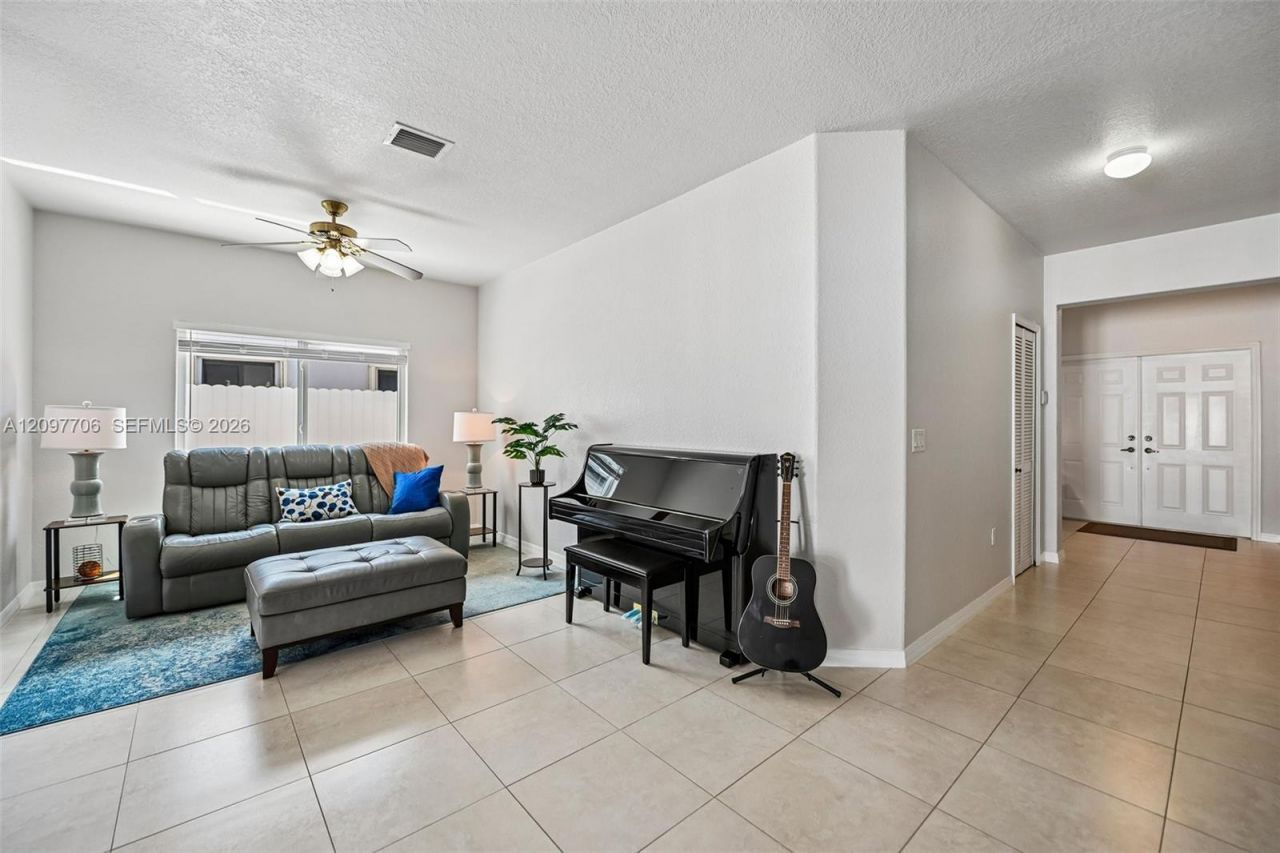 401 SE 17th Ave, Homestead, FL 33033 Photo