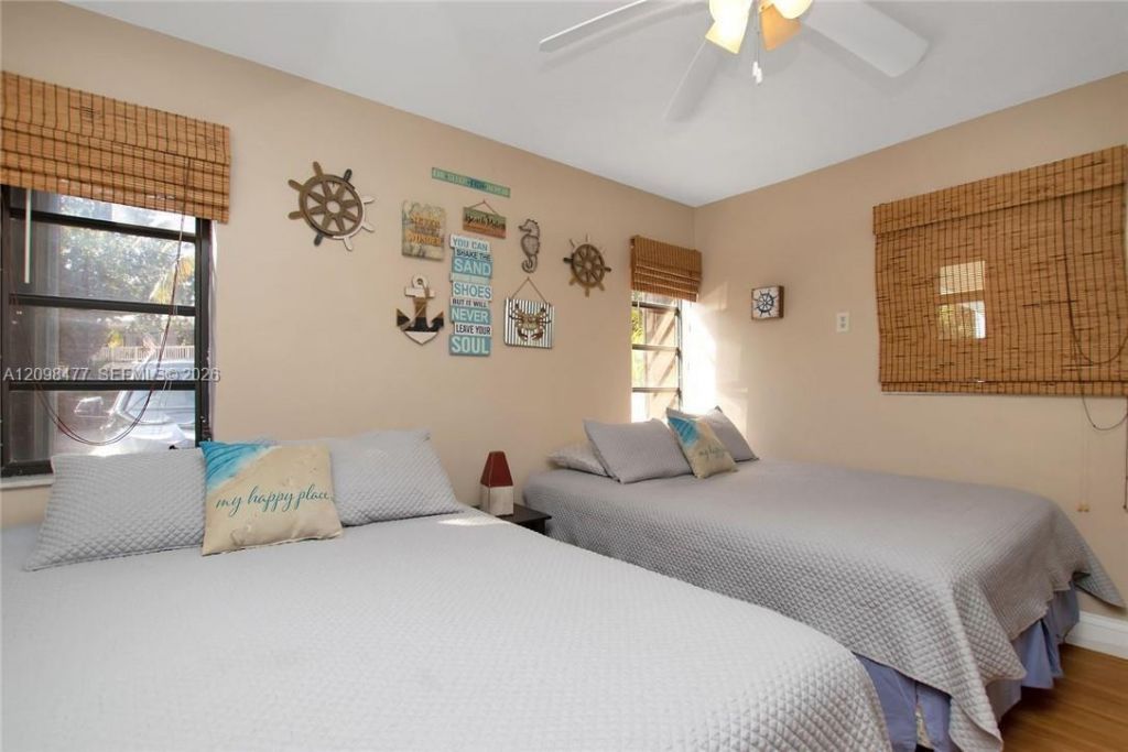 53 E Beach Rd , Tavernier, FL 33070 Photo