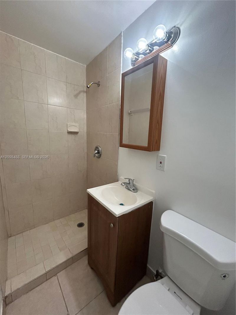 2611 SW 62nd Ave , Unit Rear, Miramar, FL 33023 Photo