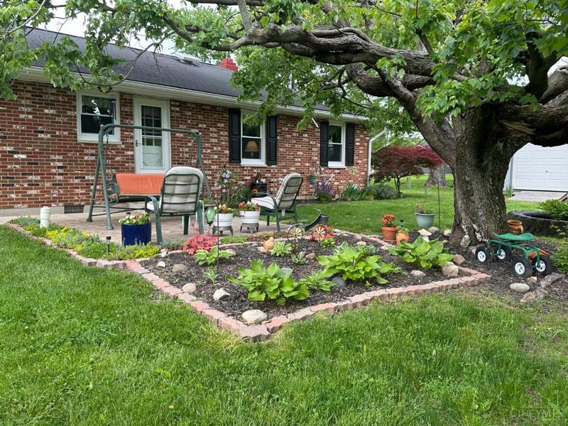 300 Park Avenue, Lynchburg, OH 45142 Photo 32