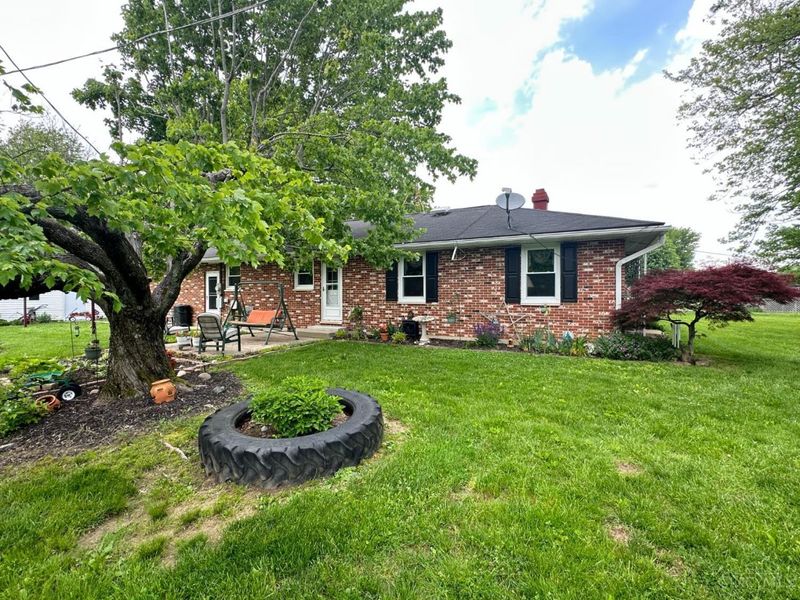 300 Park Avenue, Lynchburg, OH 45142 Photo 33