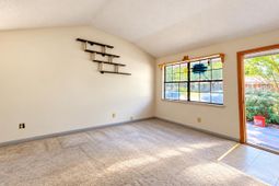 264 Dorchester Manor Boulevard photo 4