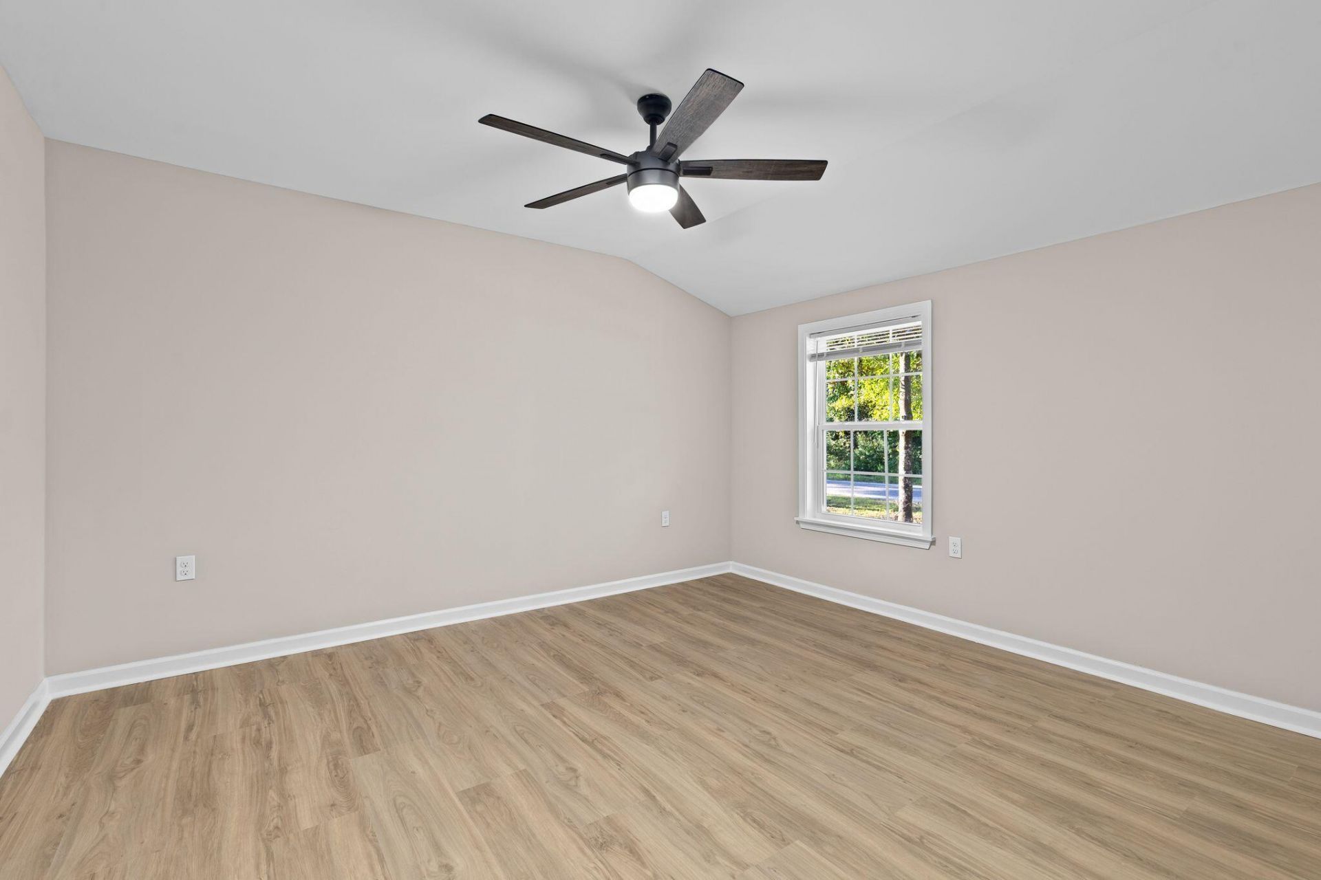 301 Haynesville Road Photo 7