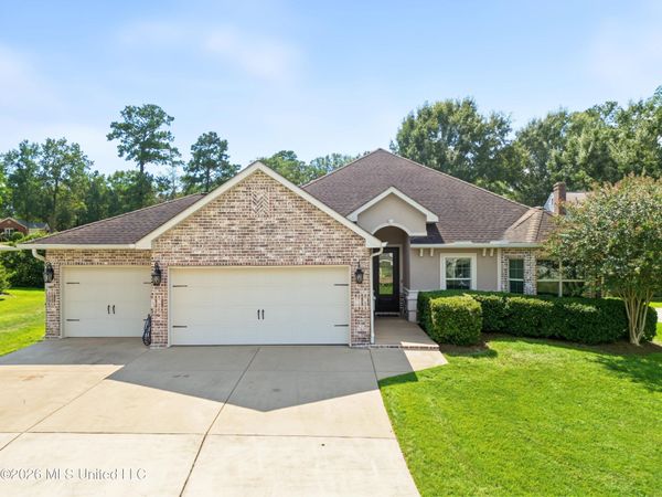 8816 Kailua Place, Diamondhead, MS 39525