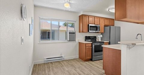 4940 Catalina Drive, Unit APT 4, Reno, NV 89502 Photo
