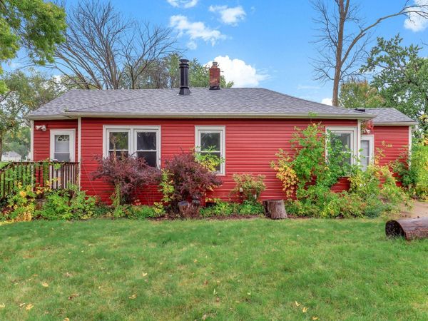 2526 2nd Street N, North Saint Paul, MN 55109