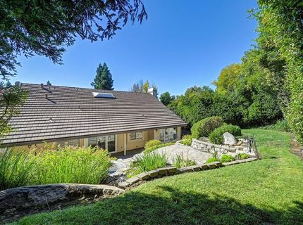 106 Woodview Ct, Folsom, CA 95630 Photo