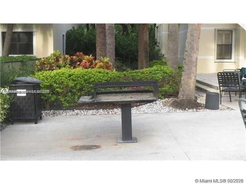 620 S Park Rd , Unit 23-2, Hollywood, FL 33021 Photo