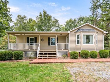 1514 Wisecarver Road, Rustburg, VA 24588