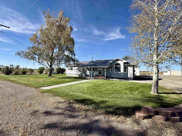 196 E 400 N, Blackfoot, ID 83221
