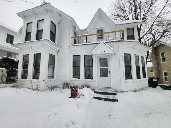 624 Michigan Street, Unit 1, Petoskey, MI 49770