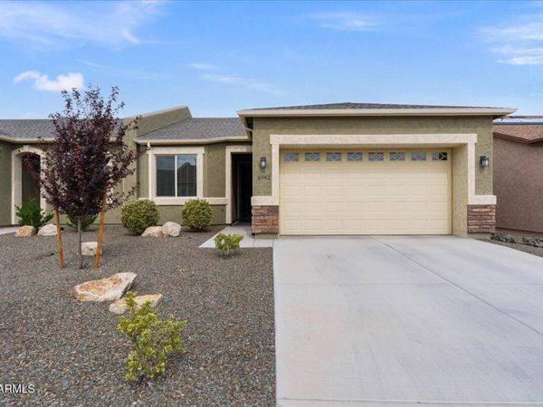 6942 E BYRON Place, Prescott Valley, AZ 86314