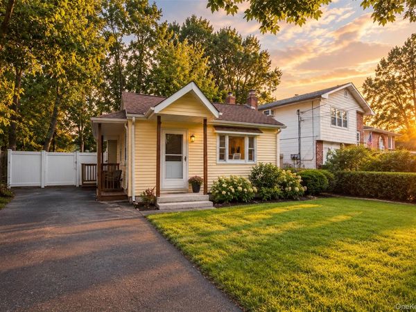 45 Lake Promenade, Ronkonkoma, NY 11779
