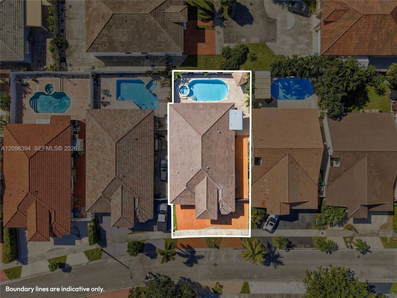 8936 NW 150th Ter, Miami Lakes, FL 33018 Photo