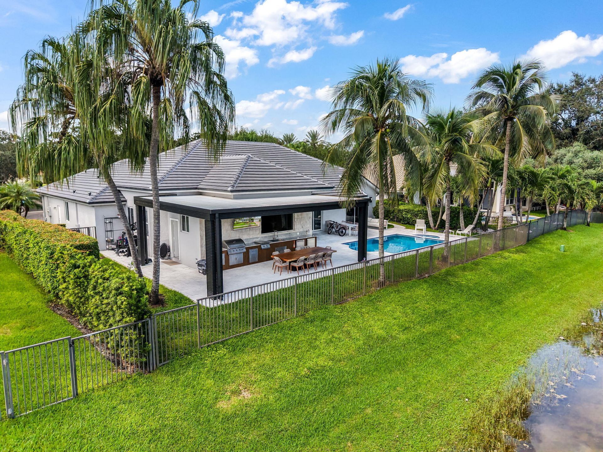 2678 Meadowood Drive, Weston, FL 33332 Photo