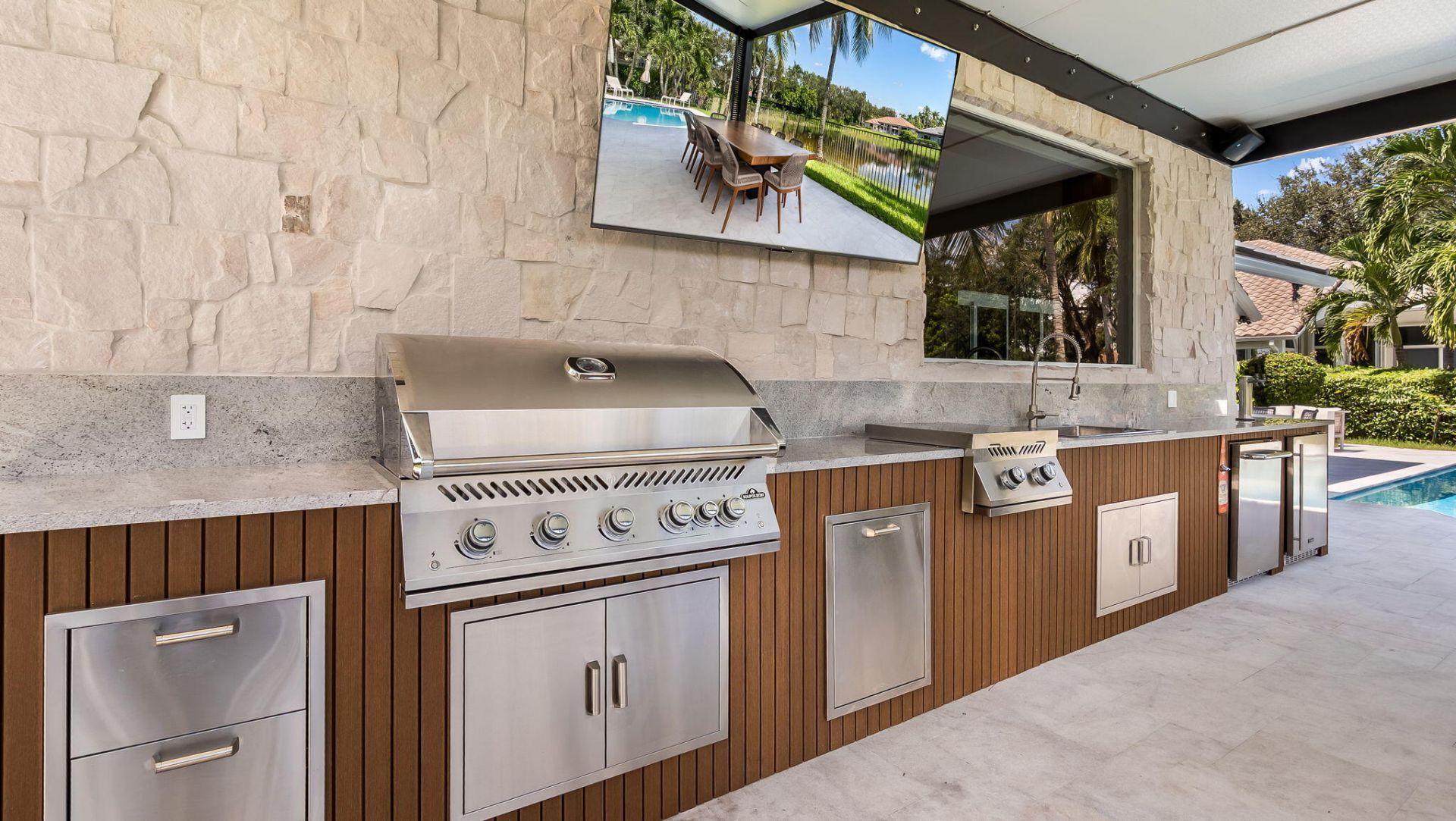 2678 Meadowood Drive, Weston, FL 33332 Photo
