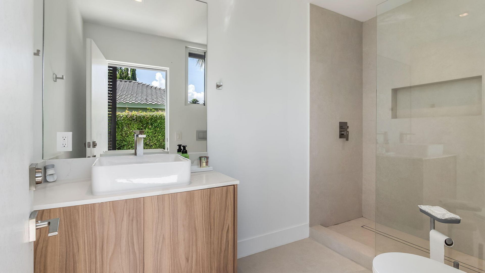 2678 Meadowood Drive, Weston, FL 33332 Photo