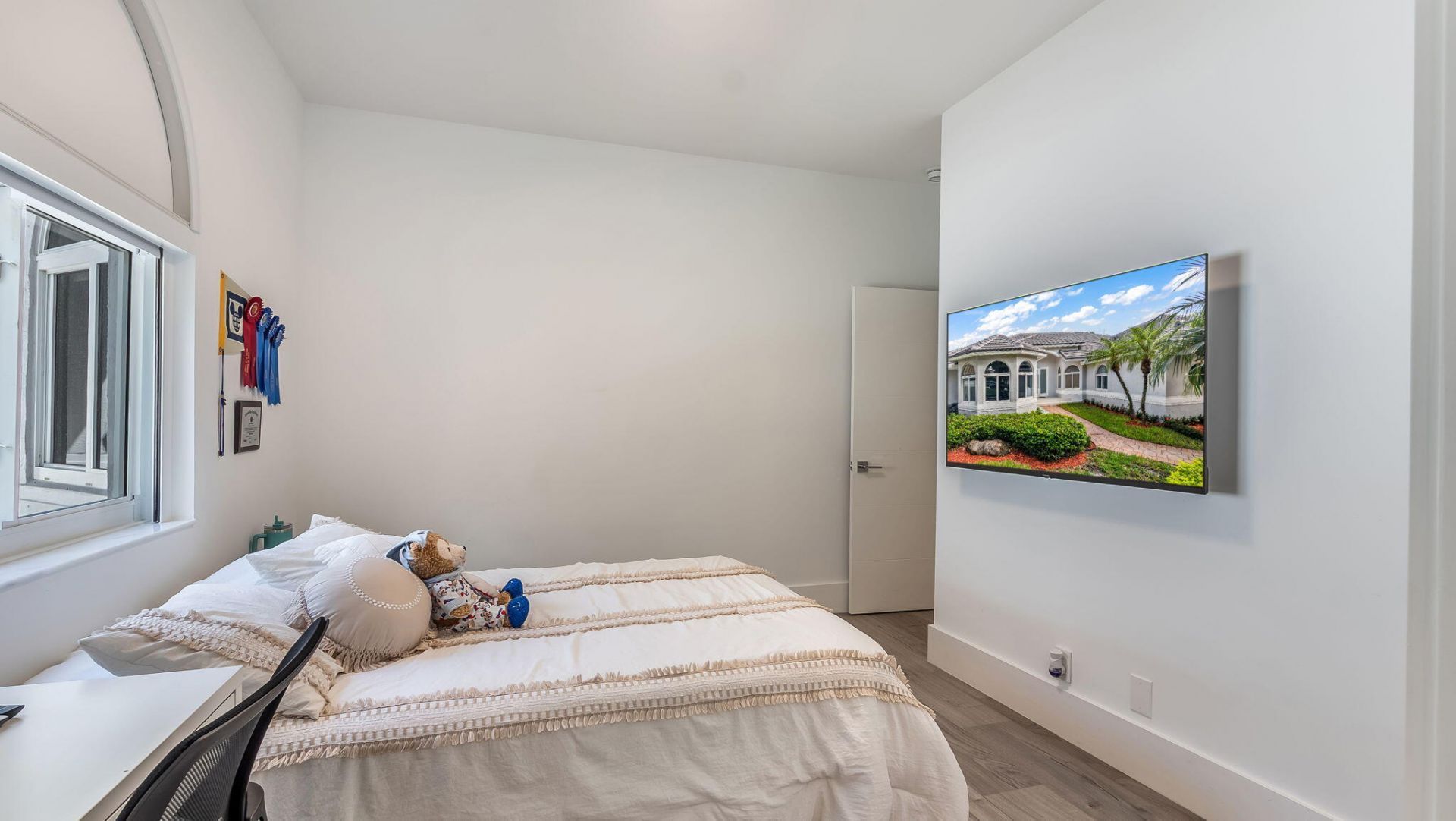 2678 Meadowood Drive, Weston, FL 33332 Photo
