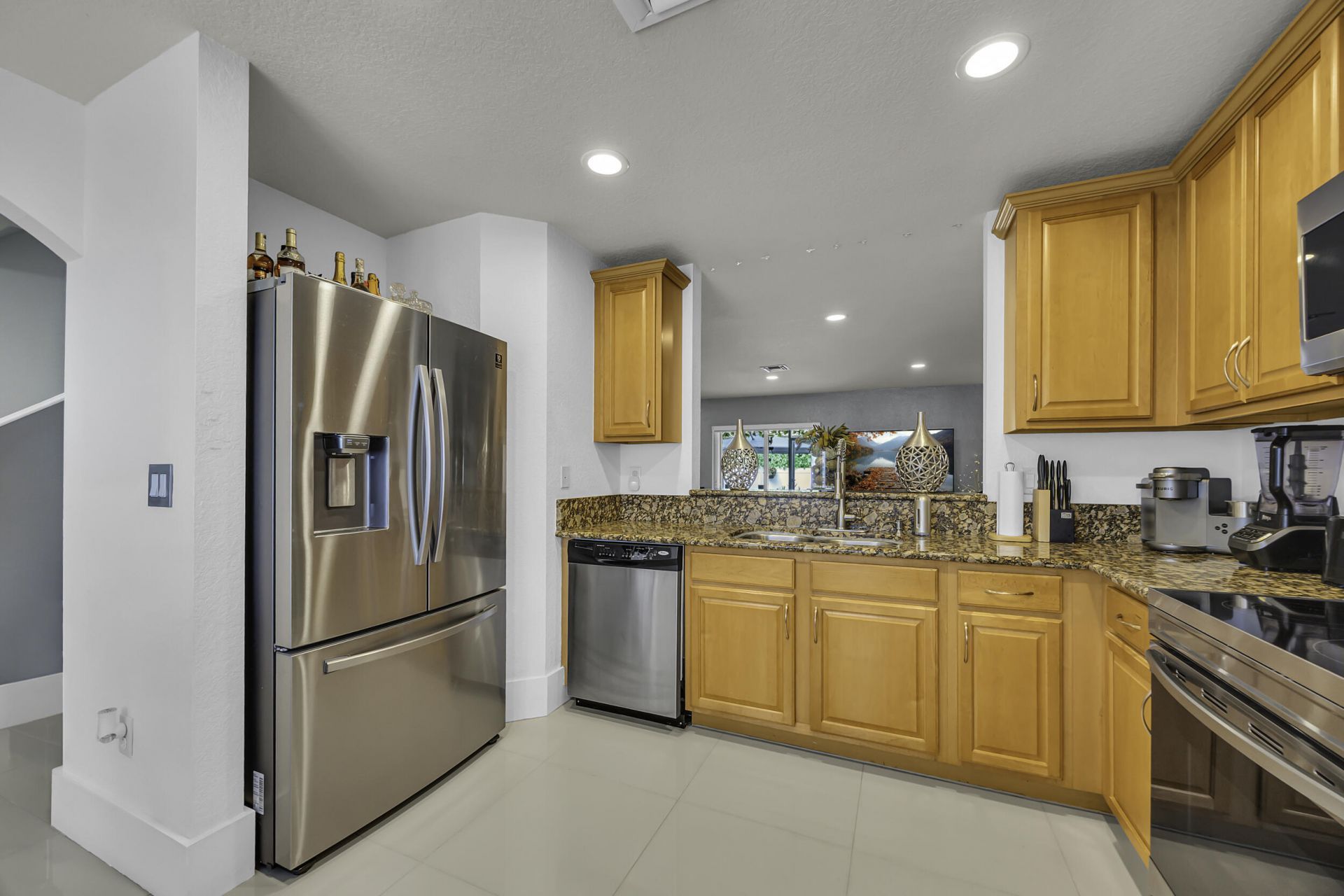 5933 Manchester Way, Unit 5933, Tamarac, FL 33321 Photo