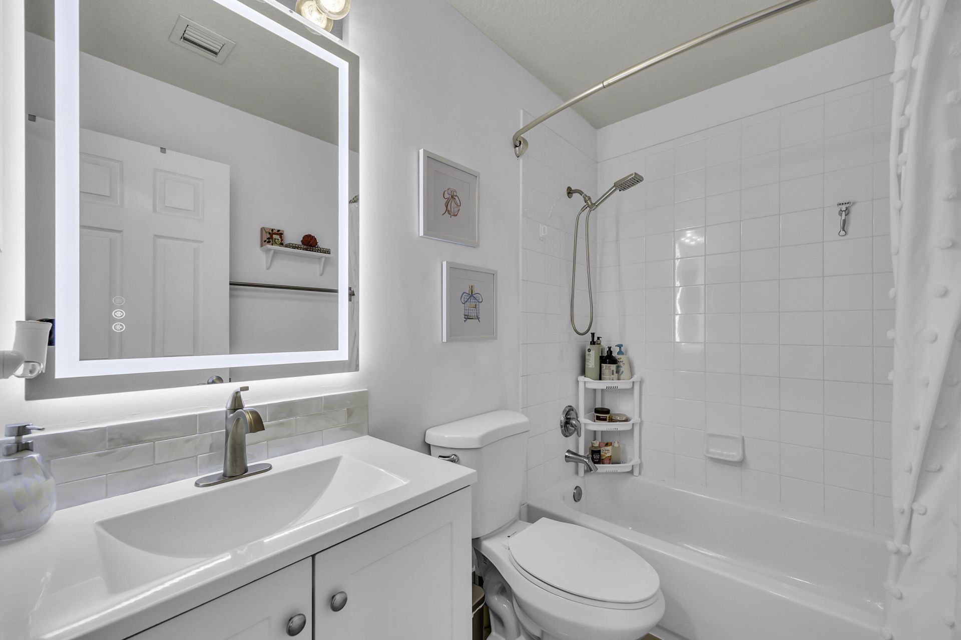 5933 Manchester Way, Unit 5933, Tamarac, FL 33321 Photo