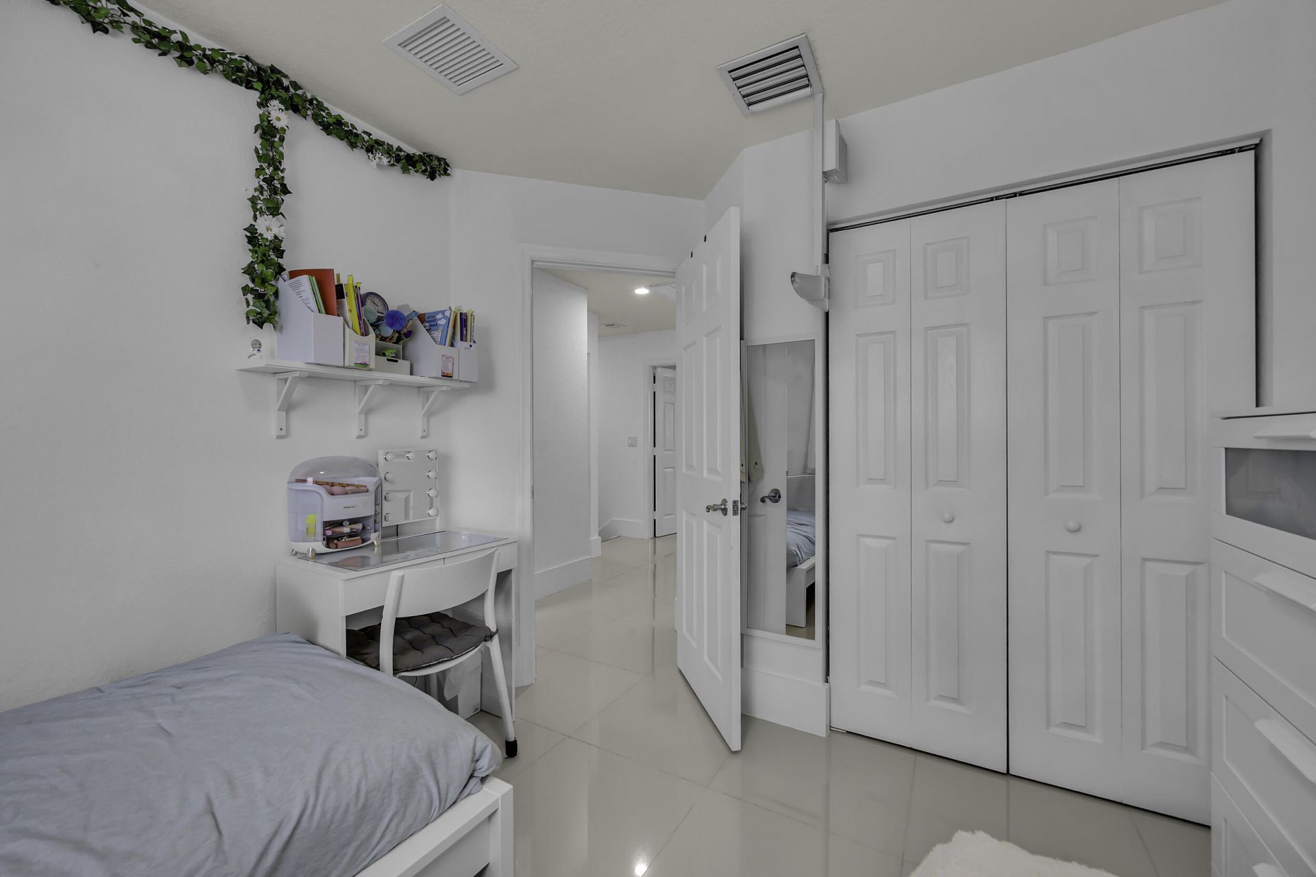 5933 Manchester Way, Unit 5933, Tamarac, FL 33321 Photo