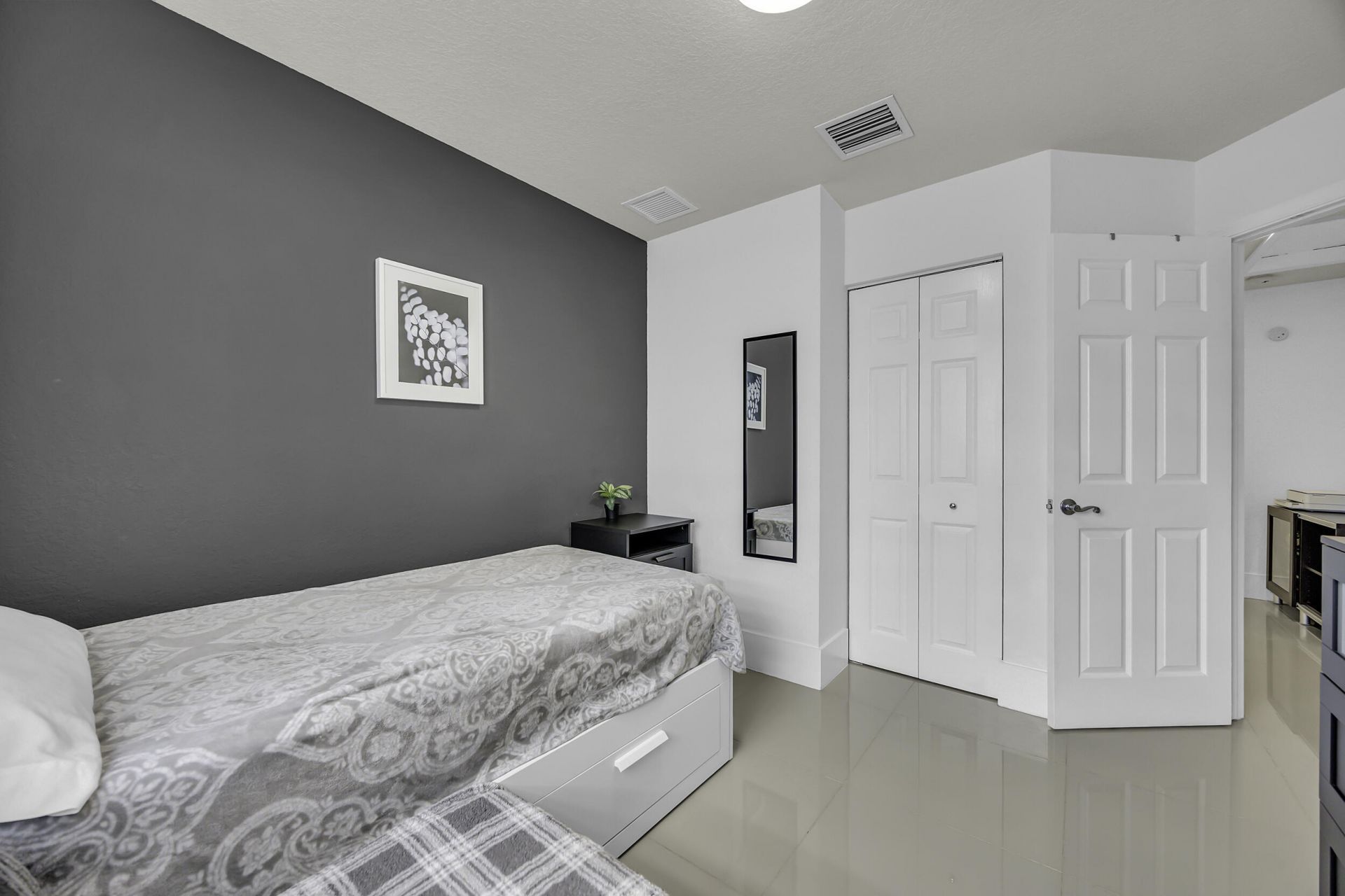 5933 Manchester Way, Unit 5933, Tamarac, FL 33321 Photo