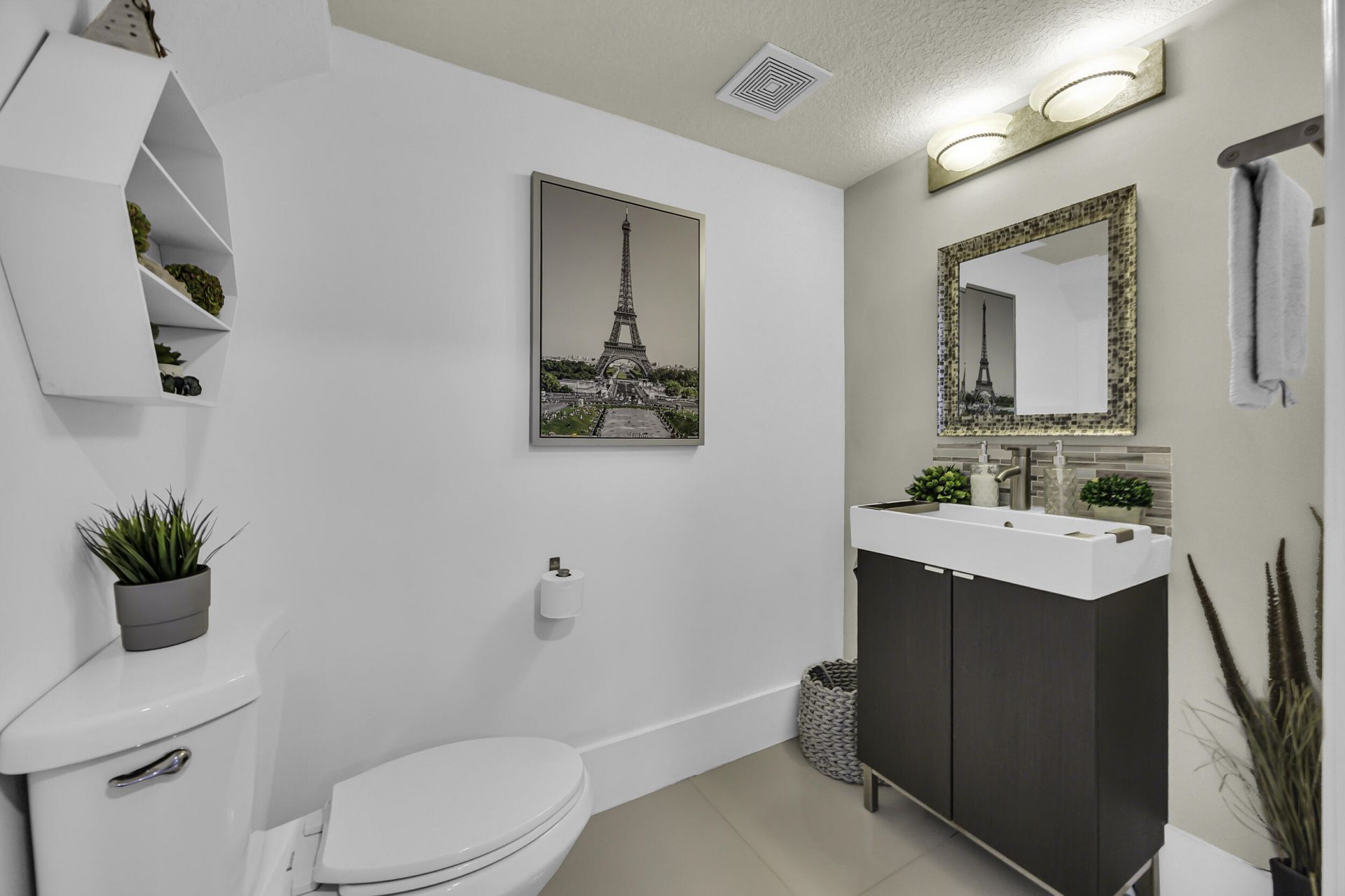 5933 Manchester Way, Unit 5933, Tamarac, FL 33321 Photo