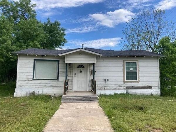 2434 S 9th Street , Waco, TX 76706