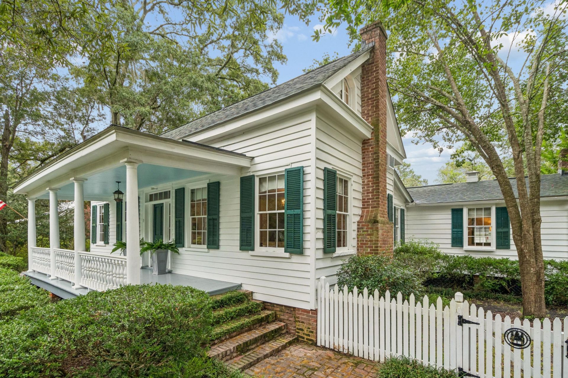 607 Central Avenue Photo 4