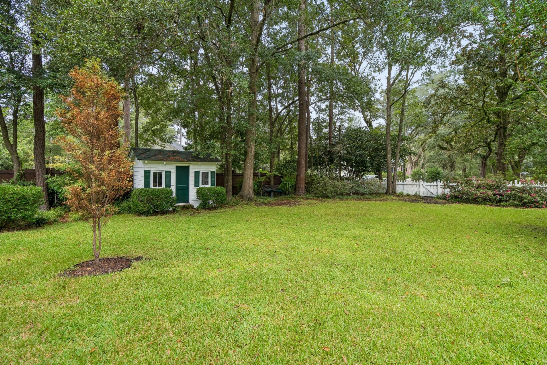 607 Central Avenue Photo 49