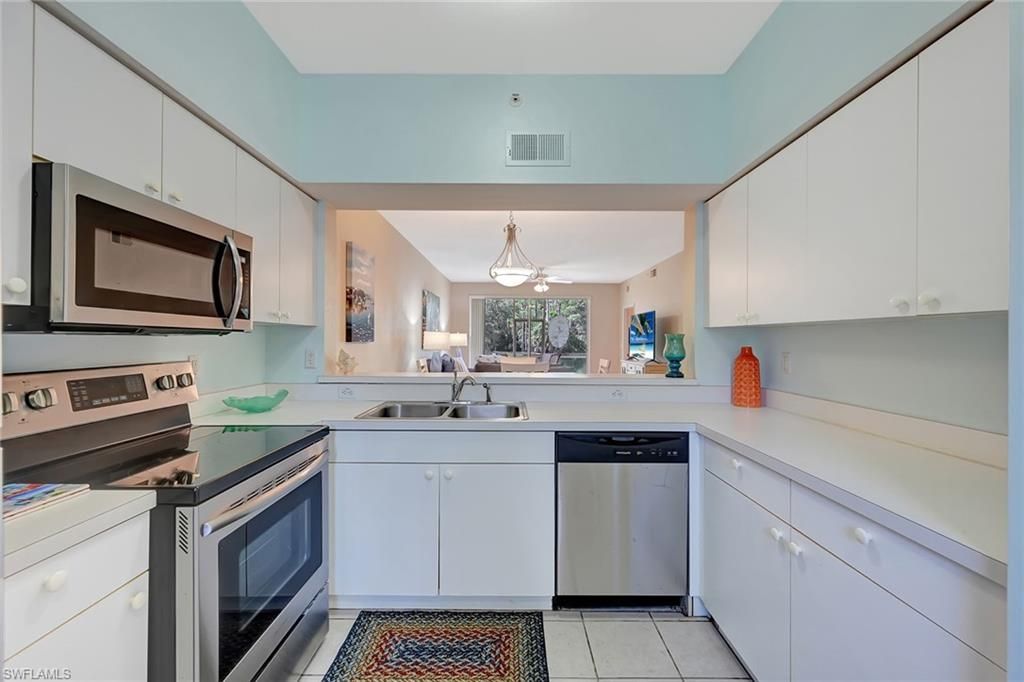 3245 Cypress Glen Way , Unit 504, Naples, FL 34109 Photo