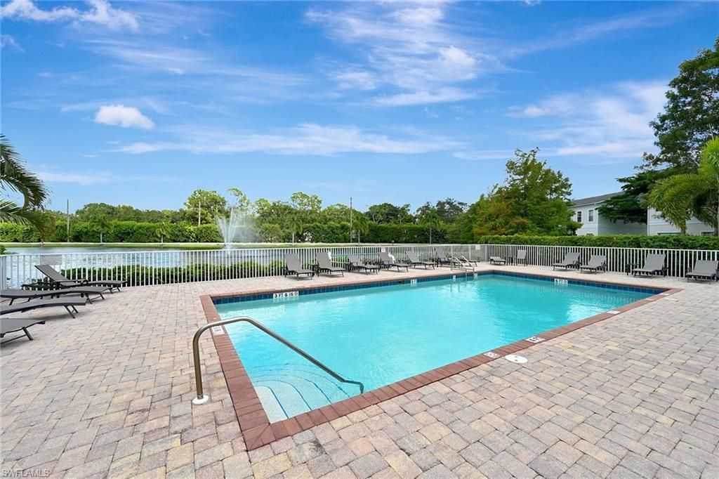3245 Cypress Glen Way , Unit 504, Naples, FL 34109 Photo