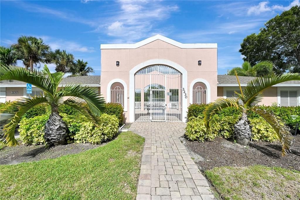 3245 Cypress Glen Way , Unit 504, Naples, FL 34109 Photo