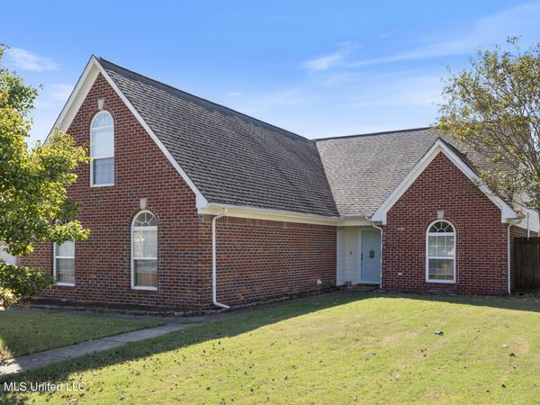 6655 Red Hawk Cove, Olive Branch, MS 38654