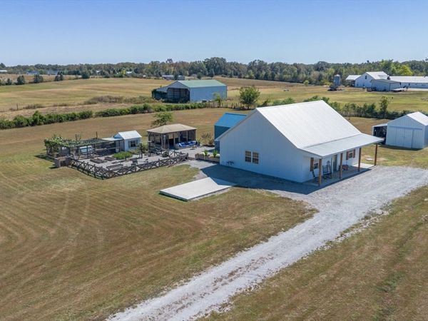 116 Emma Ln, Hohenwald, TN 38462
