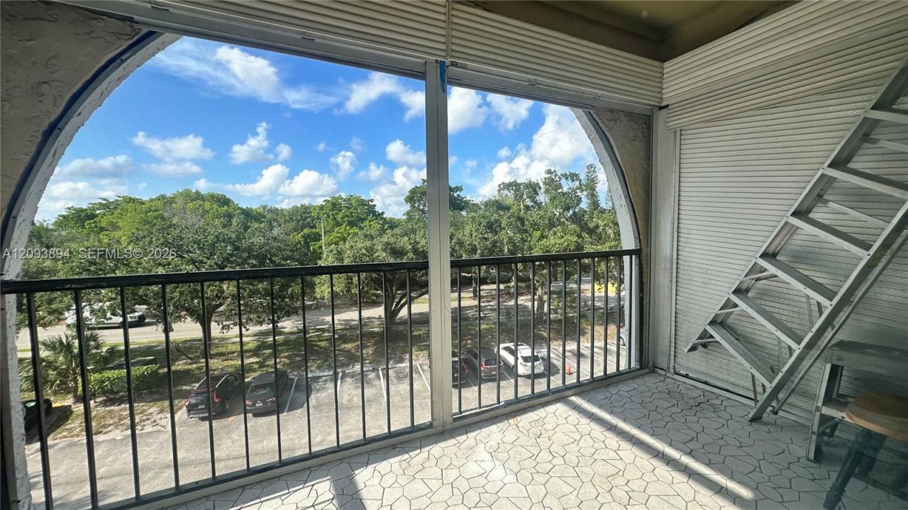 3360 Spanish Moss Ter , Unit 403, Lauderhill, FL 33319 Photo