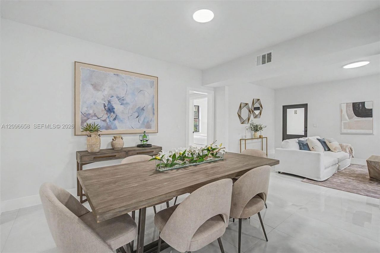817 Lorca St, Coral Gables, FL 33134 Photo